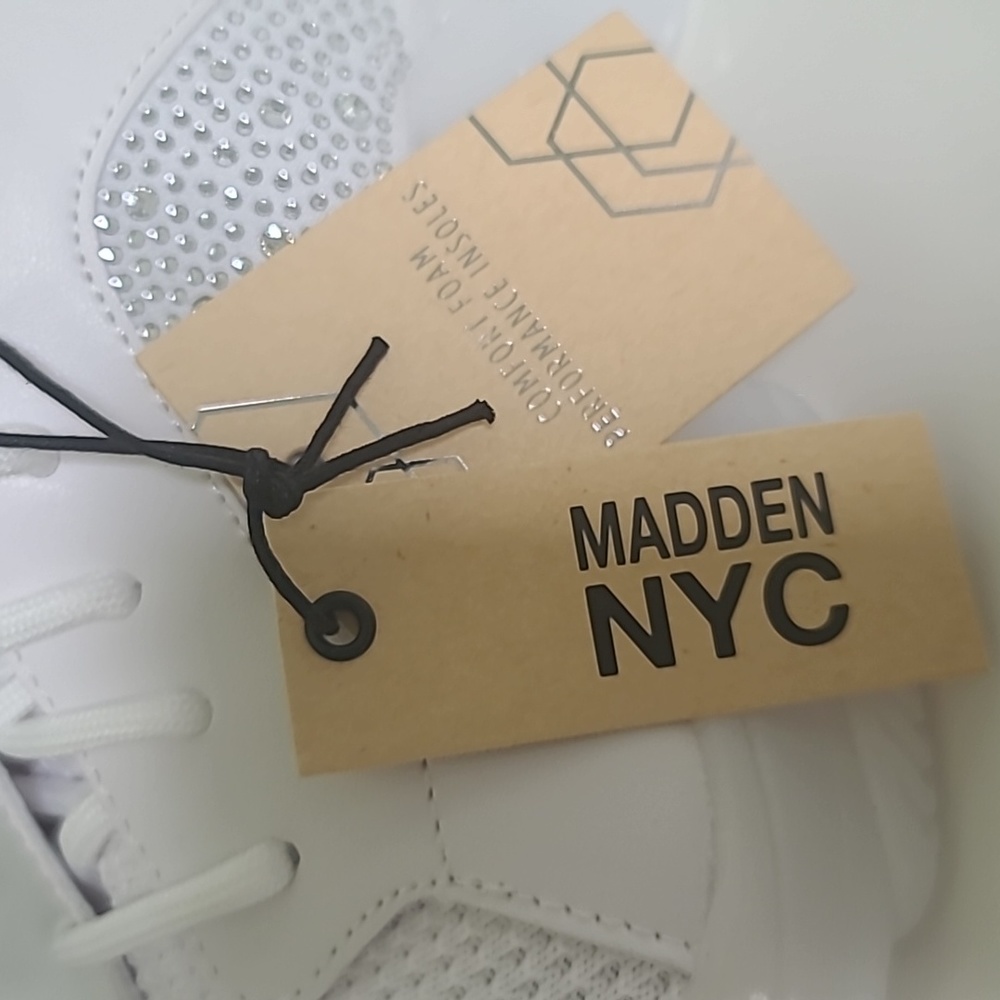 Madden NYC Women's Sneakers White Size 8.5 - Picture 9 of 10